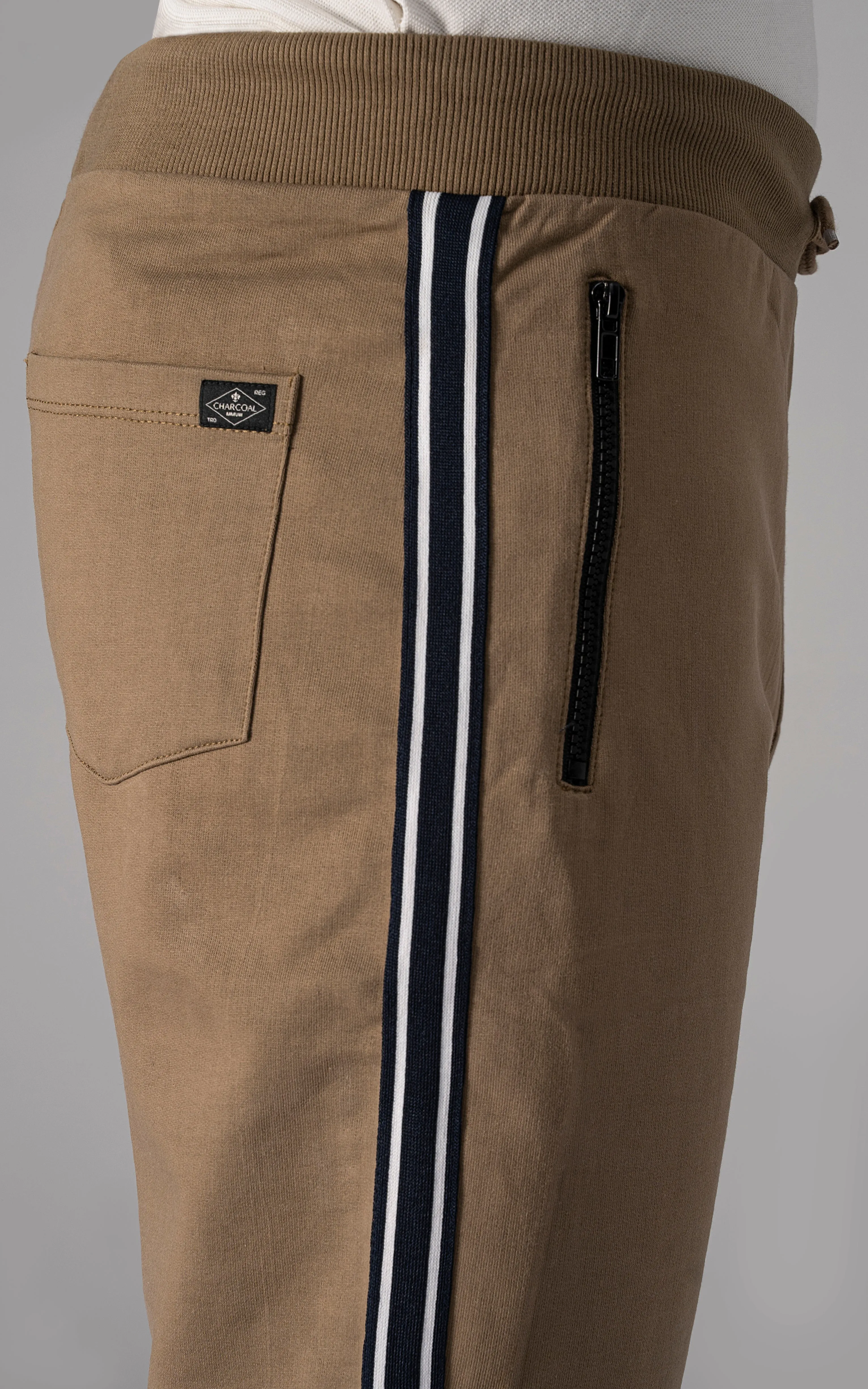 CASUAL SHORTS FRENCH TERRY KHAKI