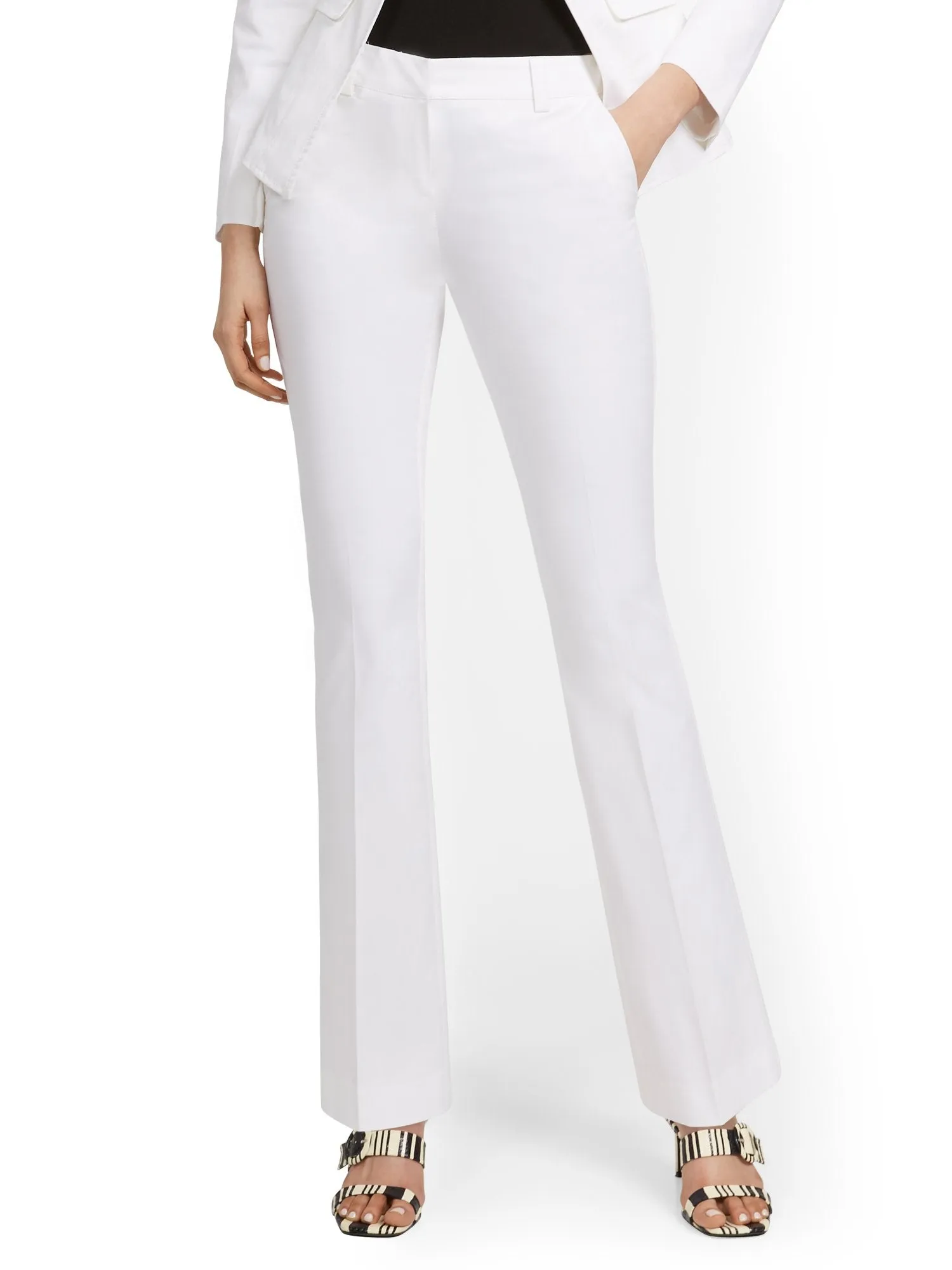 Mid-Rise Bootcut Pant