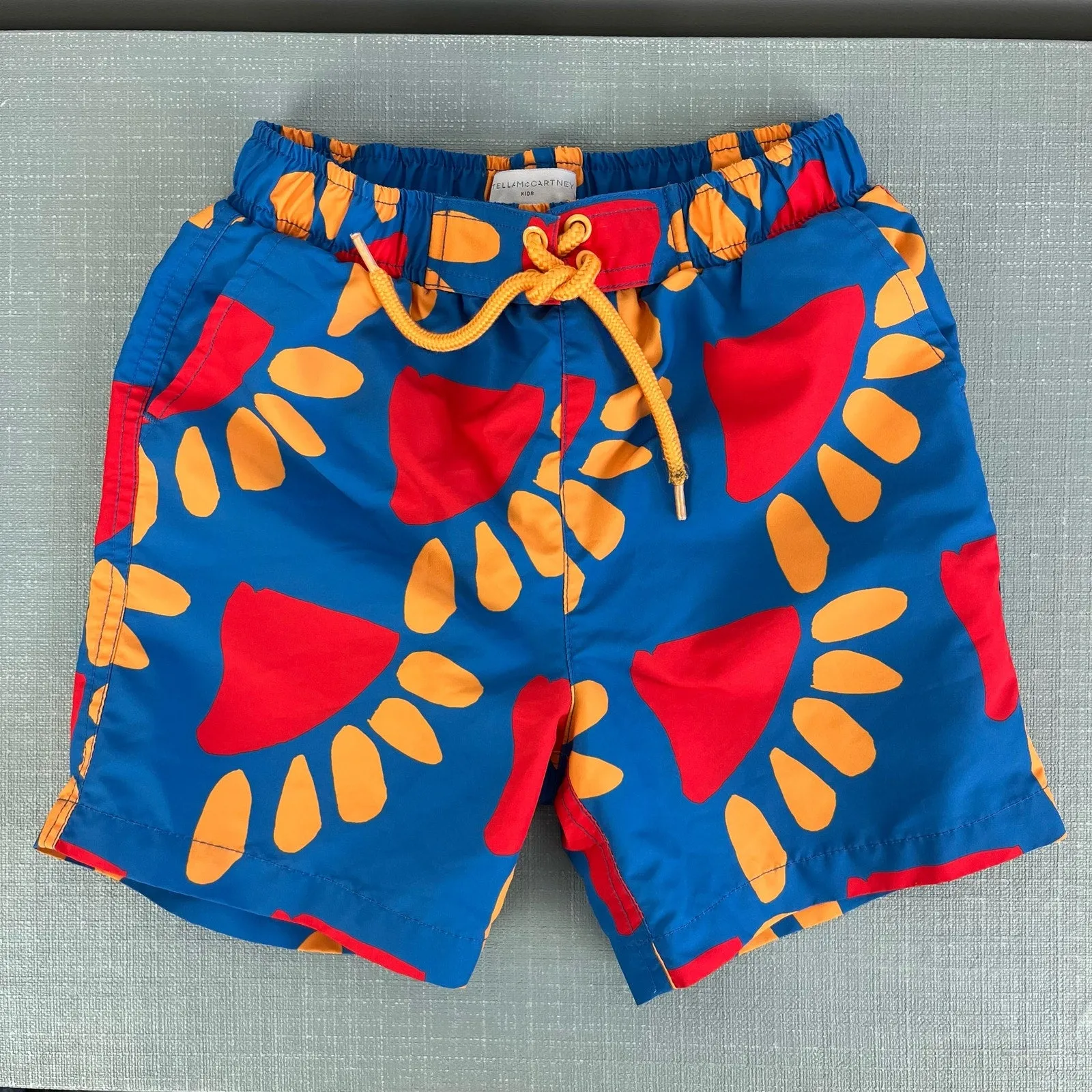 Stella McCartney Kids Bold Blue Swim Trunks 6 Years