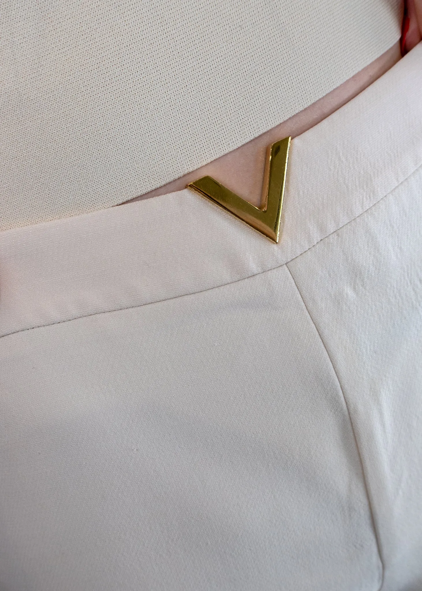 Valentino White Cotton V-Detail Shorts